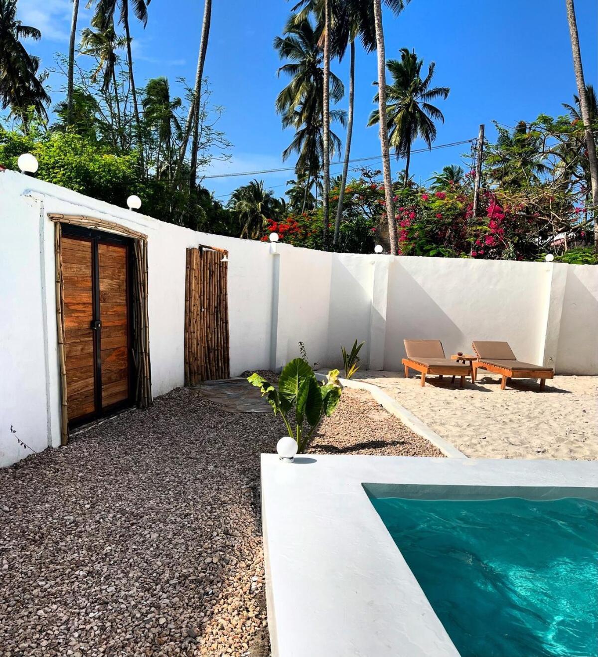 Kahawa Zanzibar * Kiwengwa (Zanzibar)
